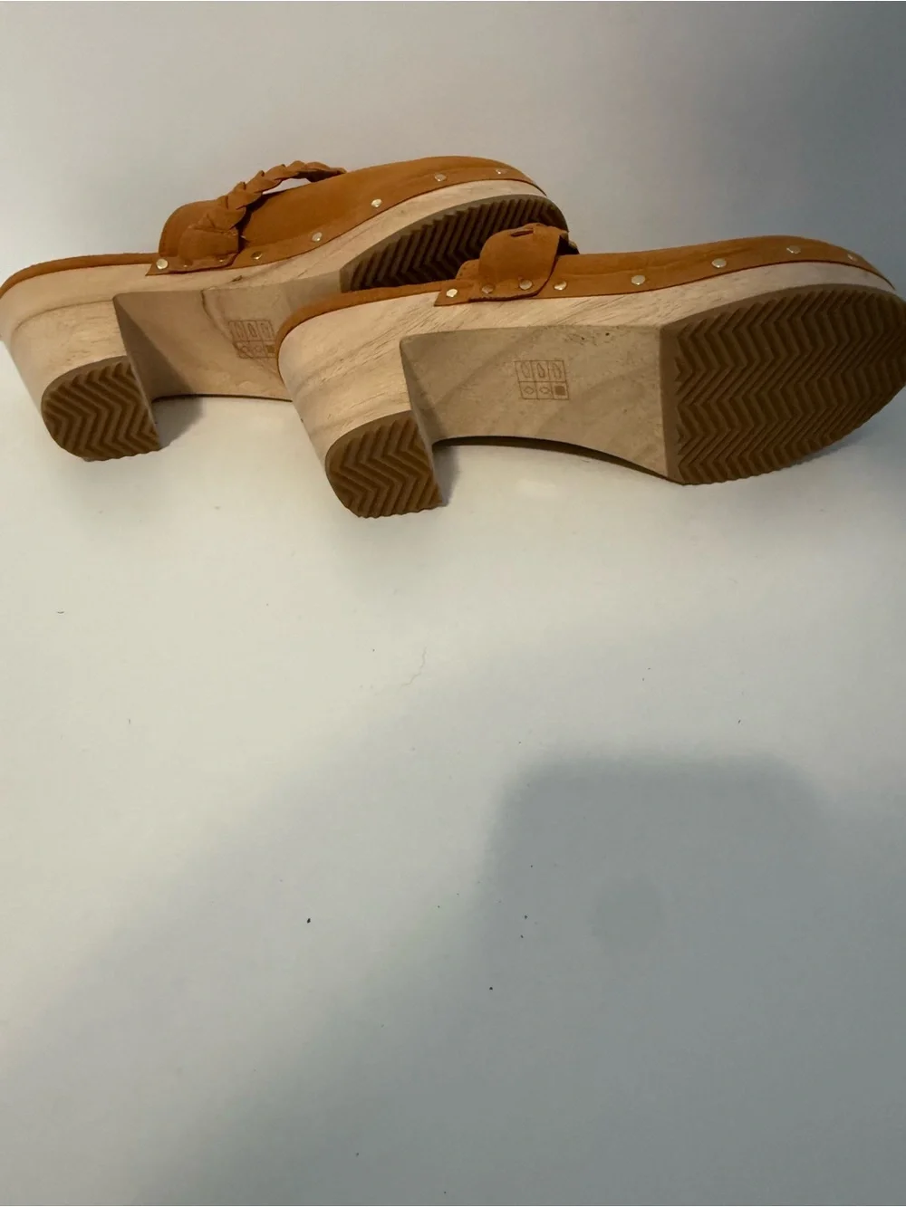 NWOT‎ J Crew Women's Boho Braided Slip-On Clogs in Suede Tan Size 6.5